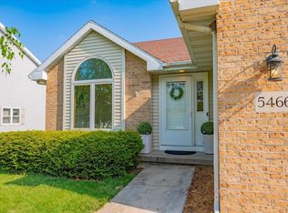 5466 Shale Rd, Fitchburg, WI 53711