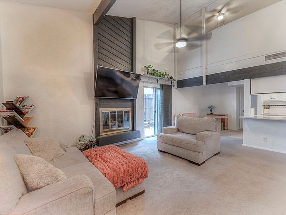 4th image of 7040 E 33rd St #6118
