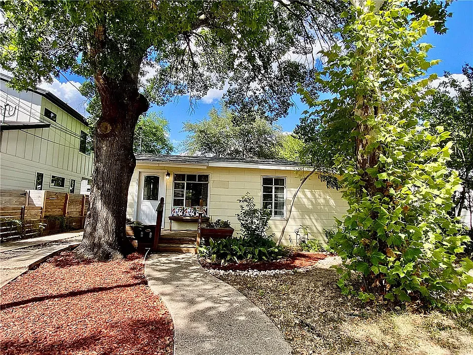 Most charming curb appeal and entrance.