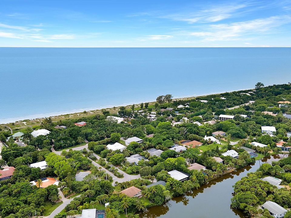 1st image of 3902 Coquina Dr