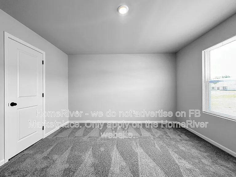 64 Foxton Pl — Photo 11