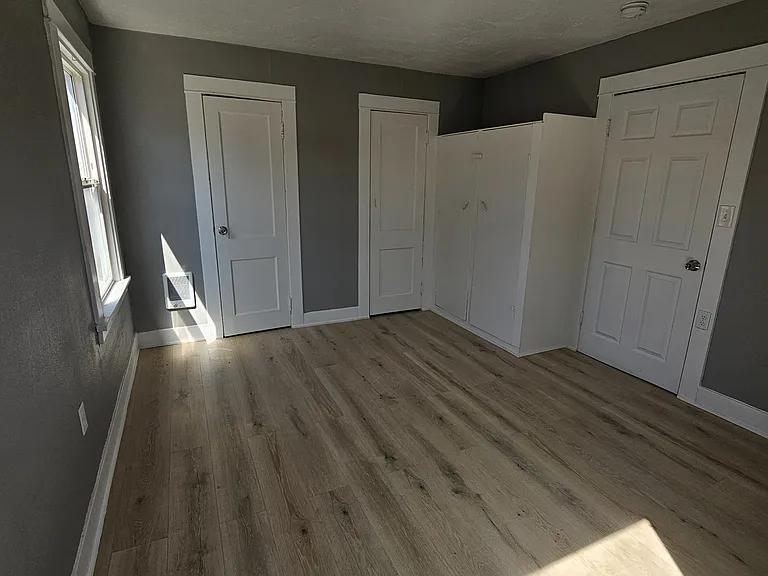 517 Emerson Ave #5 — Photo 6