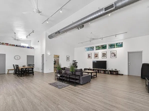 7817 Easton St, Houston, TX 77017