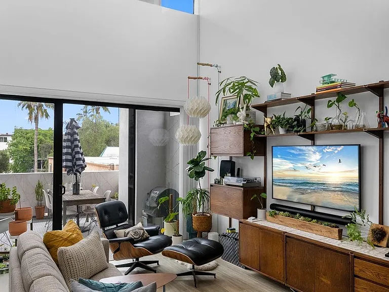 4021 Georgia St #11 — Photo 8