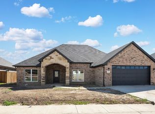 536 Limestone Cir, Mabank, TX 75147
