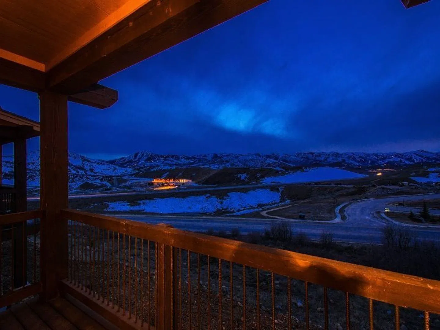 Executive Furnished Suite in Park City — Photo 3