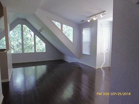 2nd image of 3838 N Janssen Ave #2