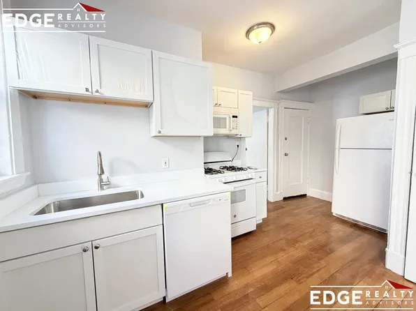 232 Foster St APT 1, Brighton, MA 02135