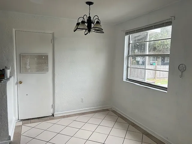 38 Alamanda Drive - 1 — Photo 2