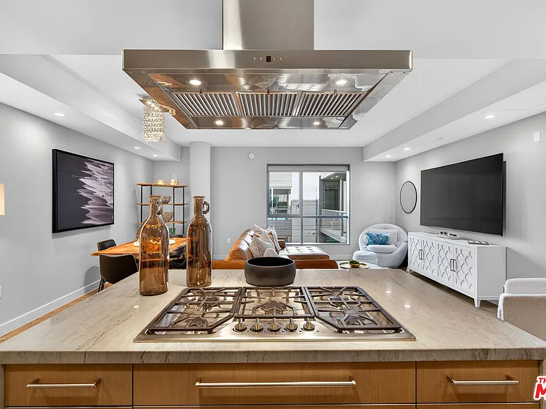 1755 Ocean Ave #702 — Photo 9