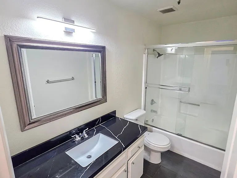 11431 Cedar Avenue — Photo 11