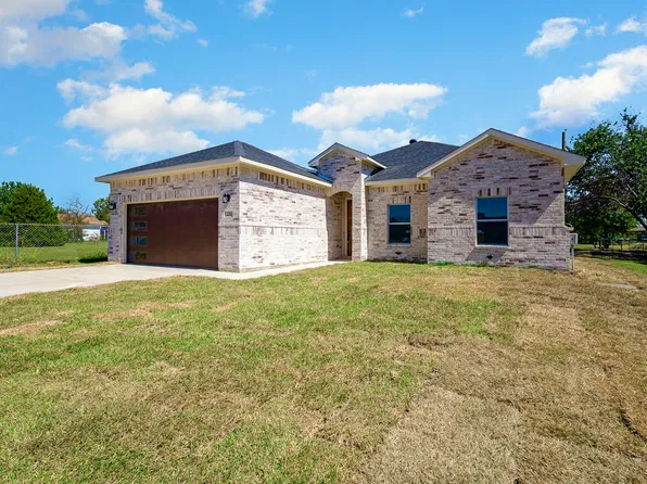 230 Flying Bridge Dr, Mabank, TX 75156