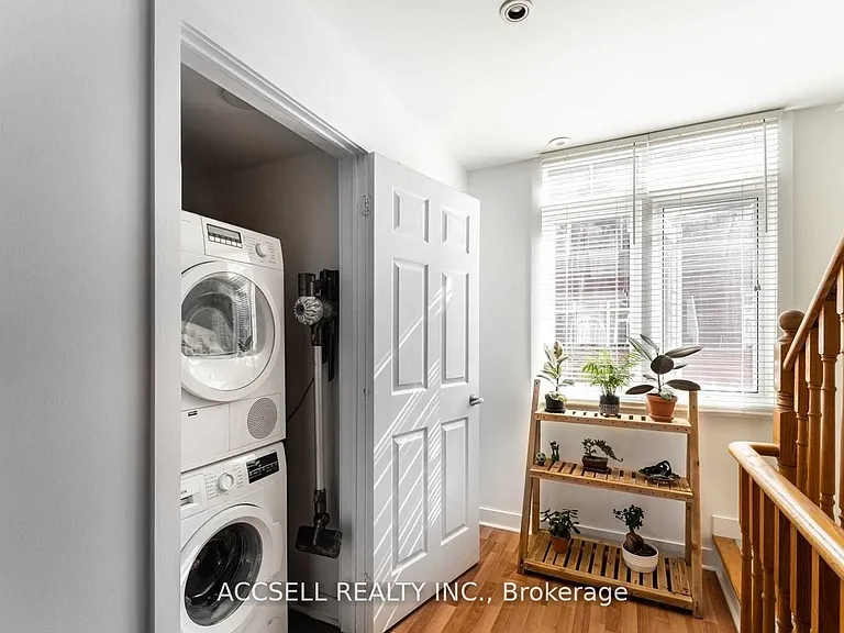 3400 Lake Shore Blvd W #229 — Photo 7