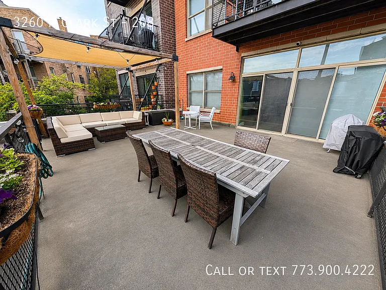 3260 N Clark St #208 — Photo 14