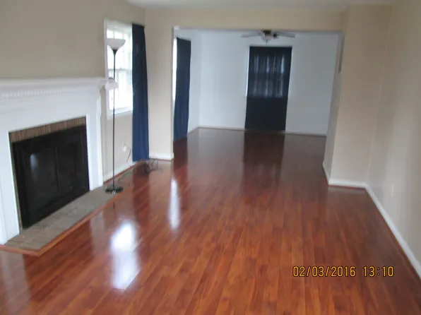 6 Claymore Dr, Hampton, VA 23669