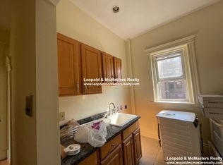 108 Queensberry St #2, Boston, MA 02215