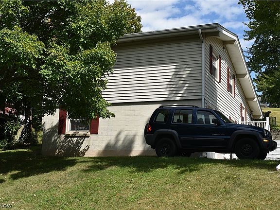 4th image of 1220 Ivy St