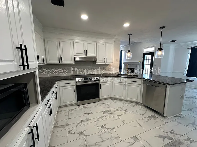 4687 Perry Mill Cir — Photo 4