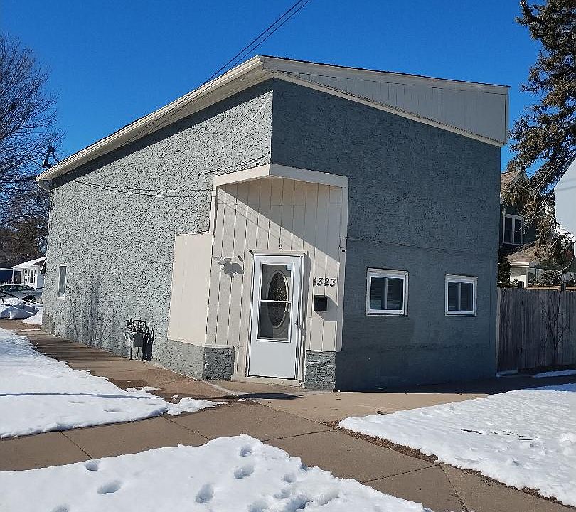 1st image of 1323 Forest St