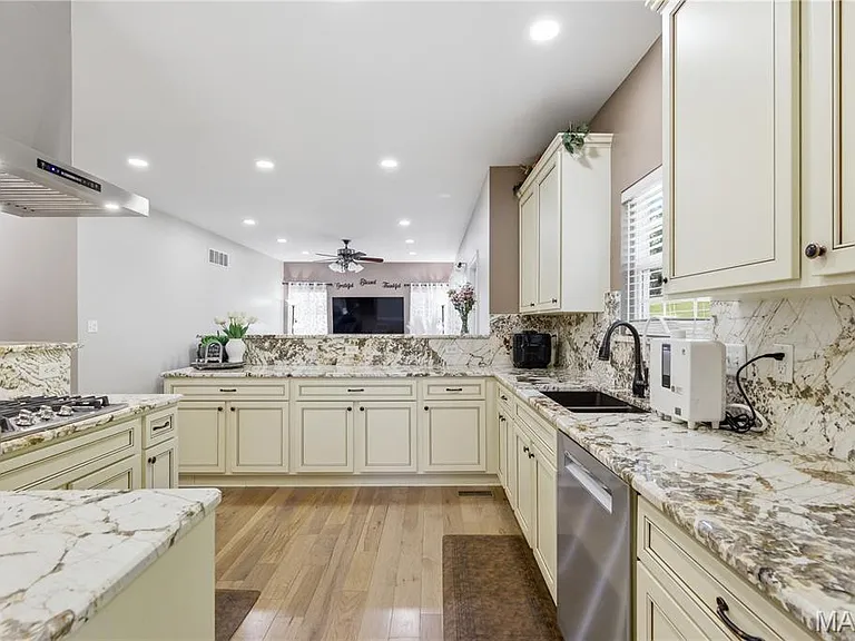 307 Calliope Pl — Photo 14