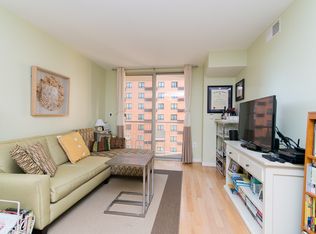 1000 New Jersey Ave SE APT 727, Washington, DC 20003