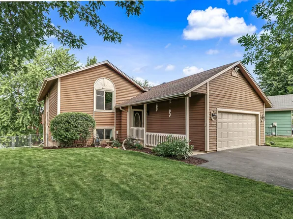 16781 Jonquil Trl, Lakeville, MN 55044