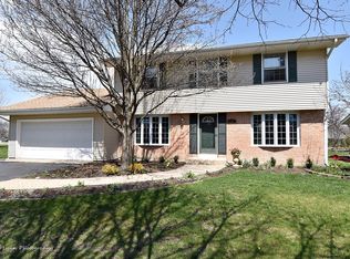 1707 Millbrook Ct, Geneva, IL 60134