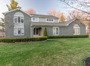 54731 Apache Ln, Shelby Township, MI
