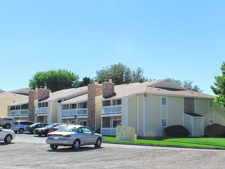 Willow Ridge Apartments — Photo 14