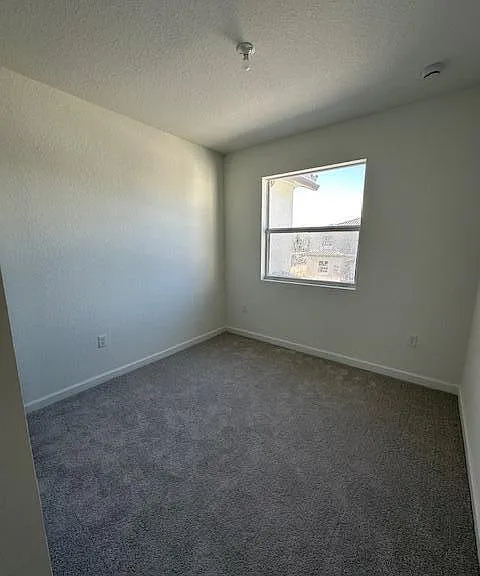 1154 SE 2nd St — Photo 24
