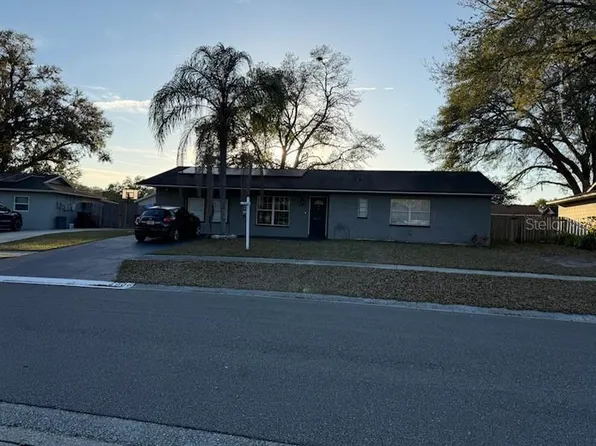 4906 Presidential St, Seffner, FL 33584