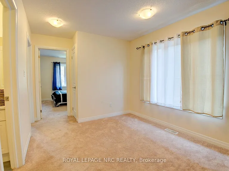 4901 Pettit Ave — Photo 16