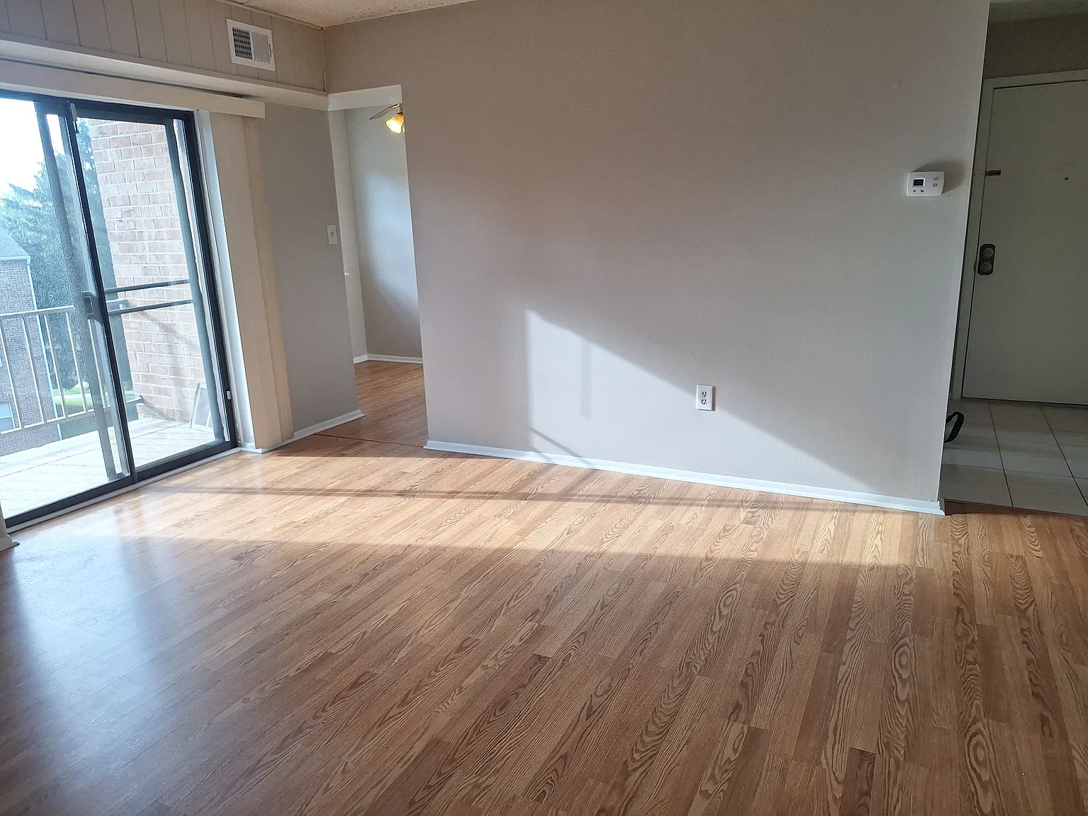 2 bed, 900 sqft, $1,795 — Photo 4