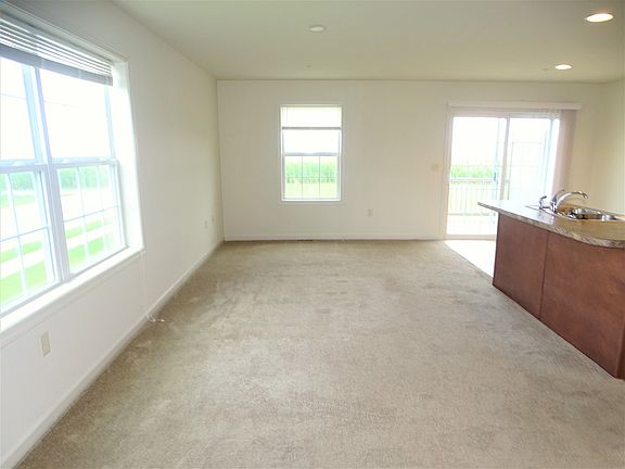 4th image of 104 Linda Sue Ln