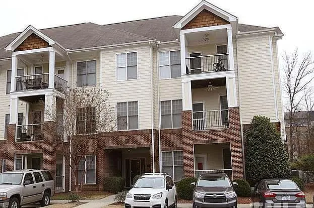 801 Moratuck Dr #302 — Photo 2