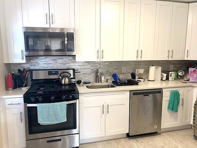 1st image of 144 Pacific Blvd Floor 1