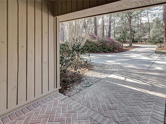2nd image of 51 Headlands Dr