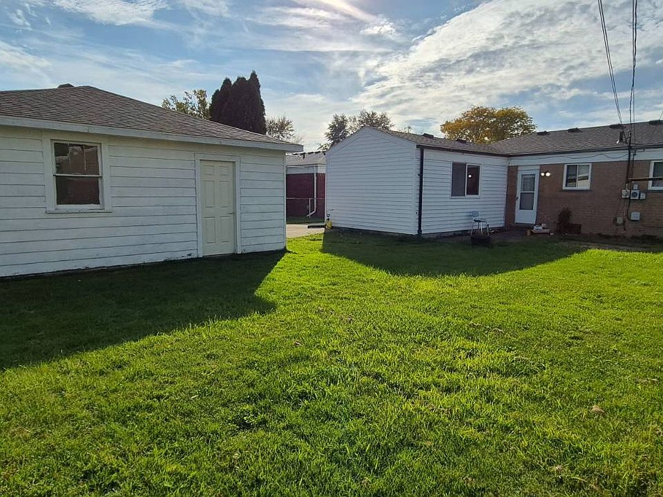 26902 Merideth Dr, photo 13