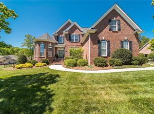 7608 Crossing Ridge Dr, Belews Creek, NC 27009