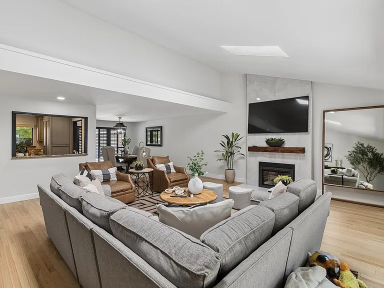 2800 Calle Vista Way — Photo 7