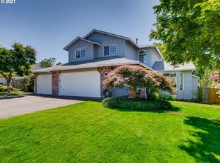 19753 Lasic Ct, Oregon City, OR 97045