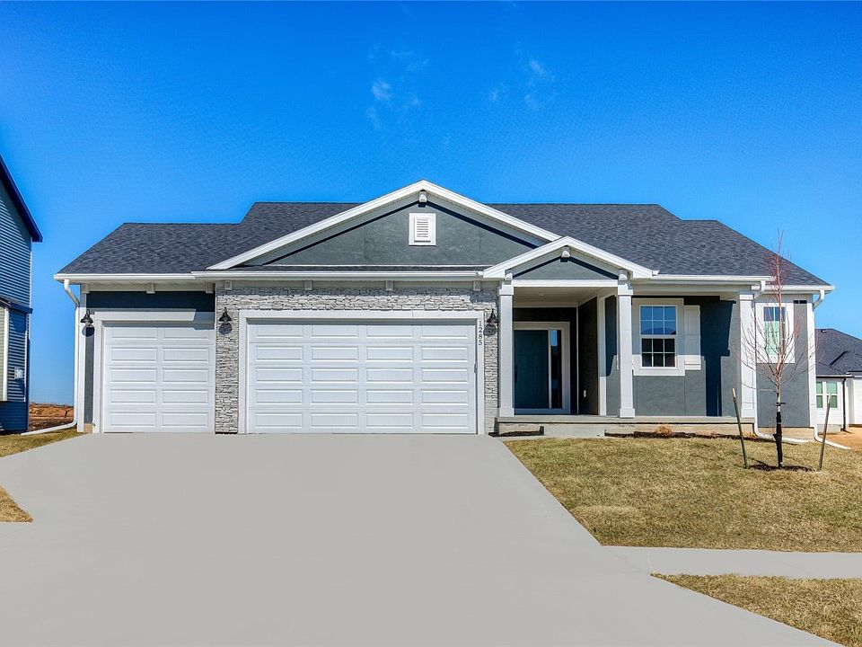 1st image of 1285 NW Bennington Dr
