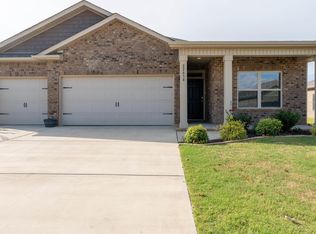 22654 Regent Dr, Athens, AL 35613