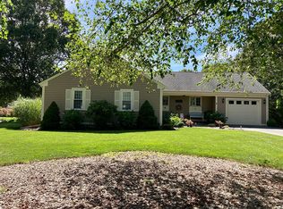 9 Kencomsett Cir, Yarmouth Port, MA 02675