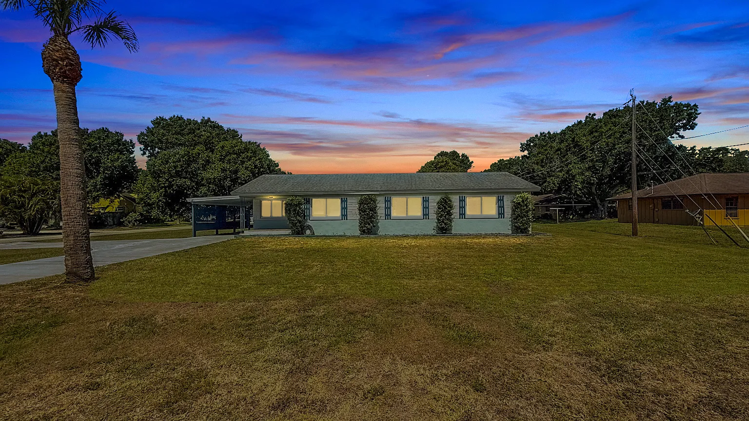 20th Ave, Vero Beach — Photo 1