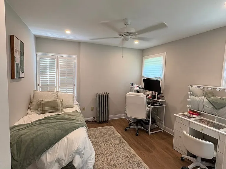 39 Budd St #2 — Photo 6
