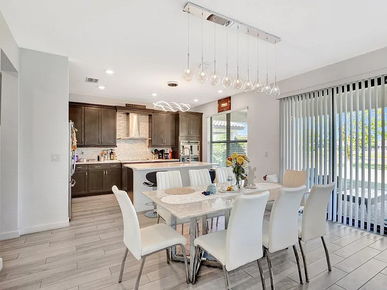 3244 Dunning Dr — Photo 2