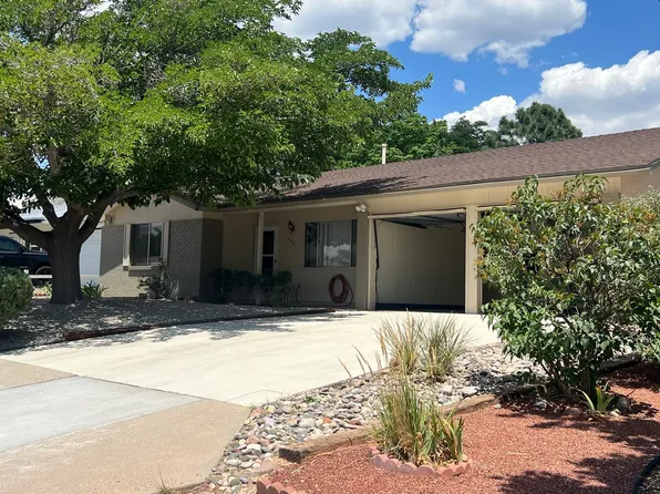1232 Hupmobile Dr NE, Albuquerque, NM 87112