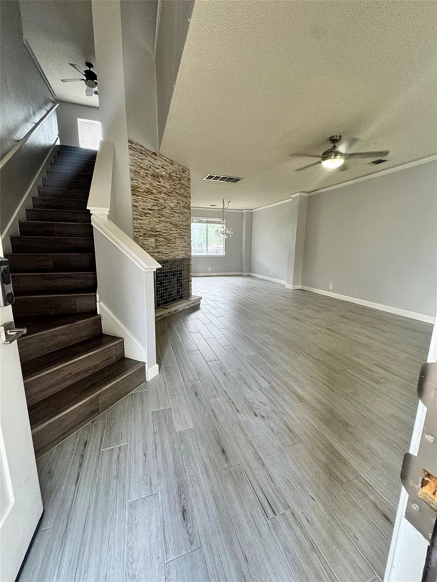 Building Photo - 1616 War Horse Ln