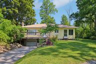 Russell Dr-S2506-001.jpg